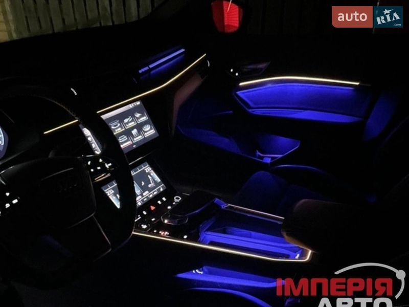Внедорожник / Кроссовер Audi e-tron 2019 в Киеве фото 11 Внедорожник / Кроссовер Audi e-tron 2019 в Киеве