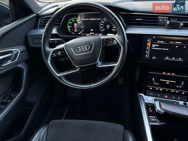 Позашляховик / Кросовер Audi e-tron 2019 в Дрогобичі фото 35 Позашляховик / Кросовер Audi e-tron 2019 в Дрогобичі