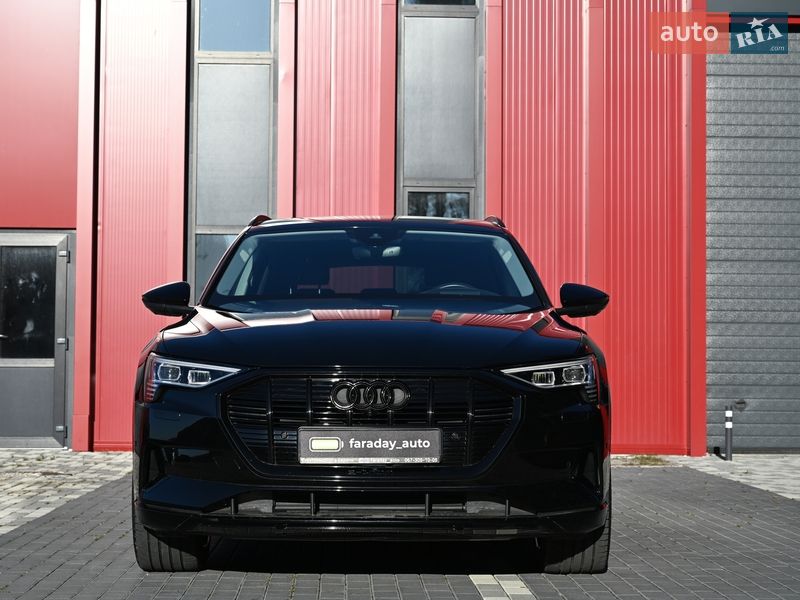 Позашляховик / Кросовер Audi e-tron 2021 в Львові фото 23 Позашляховик / Кросовер Audi e-tron 2021 в Львові