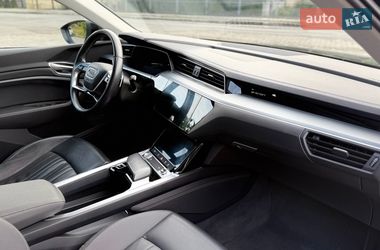 Внедорожник / Кроссовер Audi e-tron 2020 в Тернополе