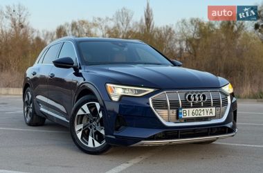 Внедорожник / Кроссовер Audi e-tron 2021 в Киеве