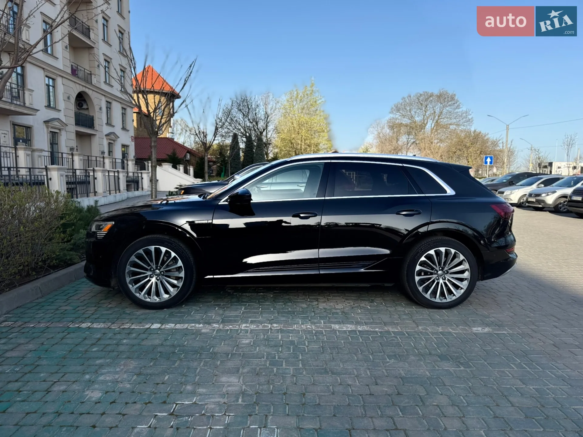 2019 Audi e-tron - мініатюра 6
