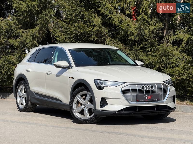 Внедорожник / Кроссовер Audi e-tron 2020 в Тернополе