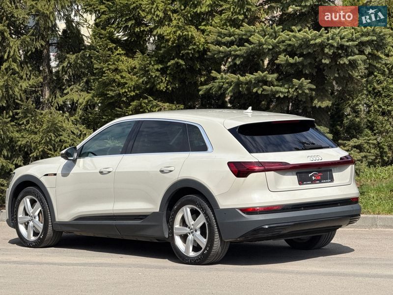 Внедорожник / Кроссовер Audi e-tron 2020 в Тернополе