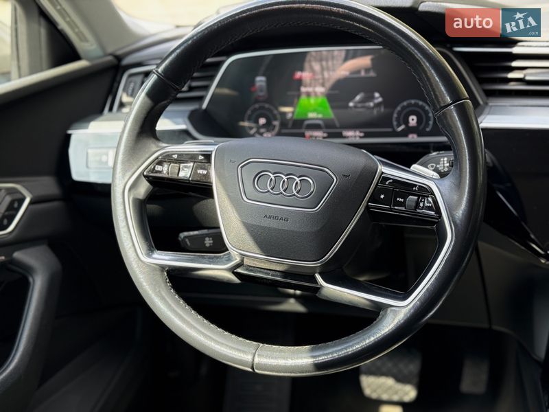 Внедорожник / Кроссовер Audi e-tron 2020 в Тернополе