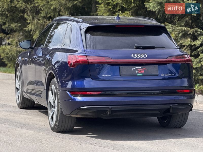 Внедорожник / Кроссовер Audi e-tron 2020 в Тернополе