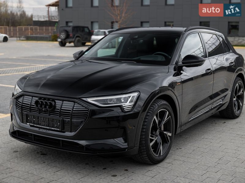 Позашляховик / Кросовер Audi e-tron 2021 в Львові