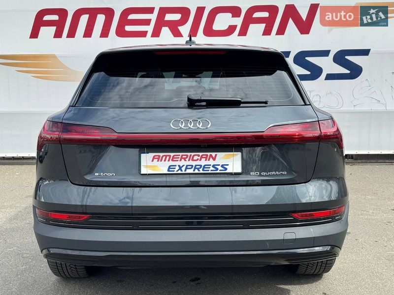 Внедорожник / Кроссовер Audi e-tron 2022 в Киеве