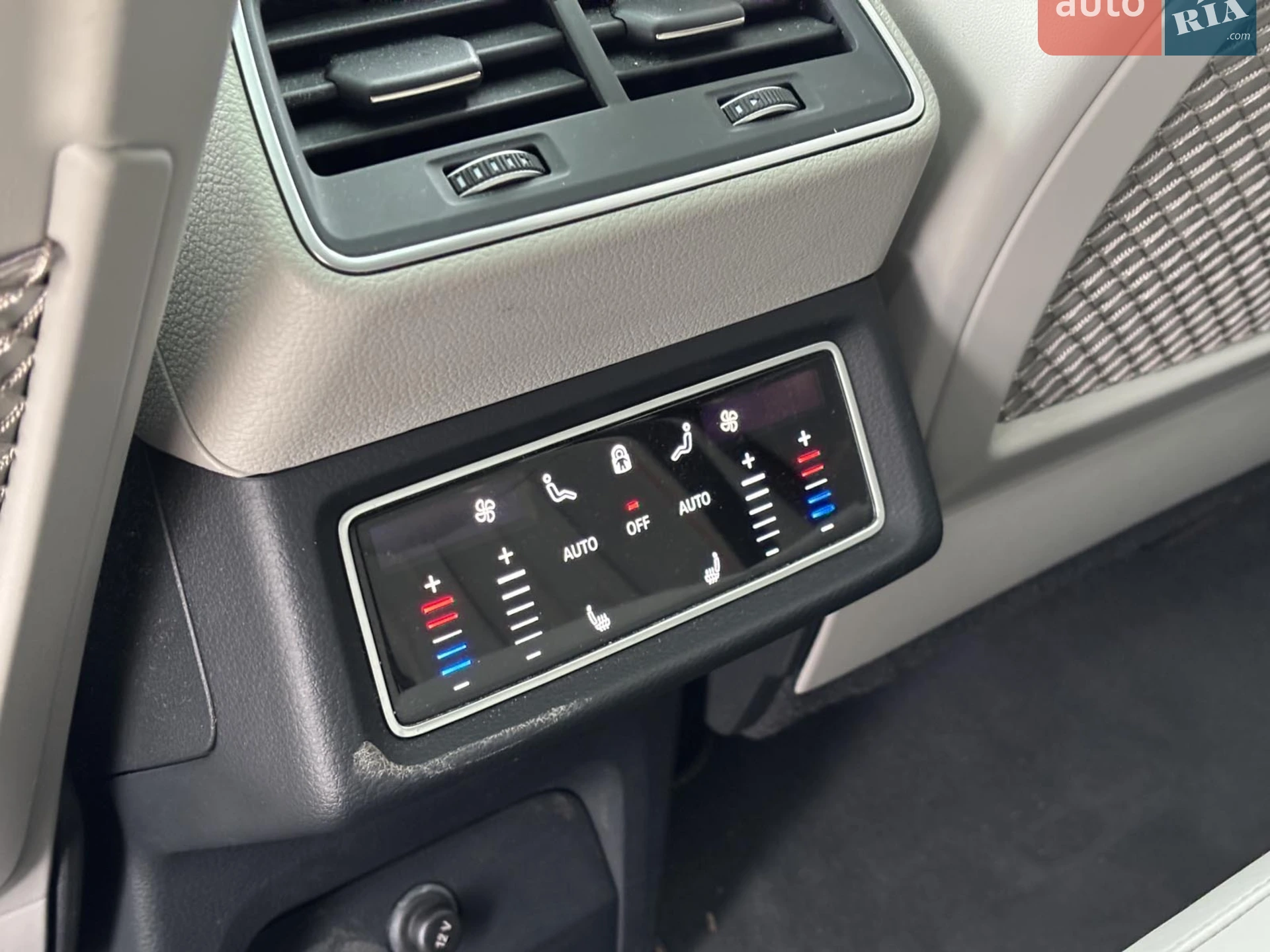 2021 Audi e-tron - мініатюра 44