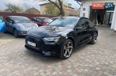 Позашляховик / Кросовер Audi e-tron 2022 в Чернівцях