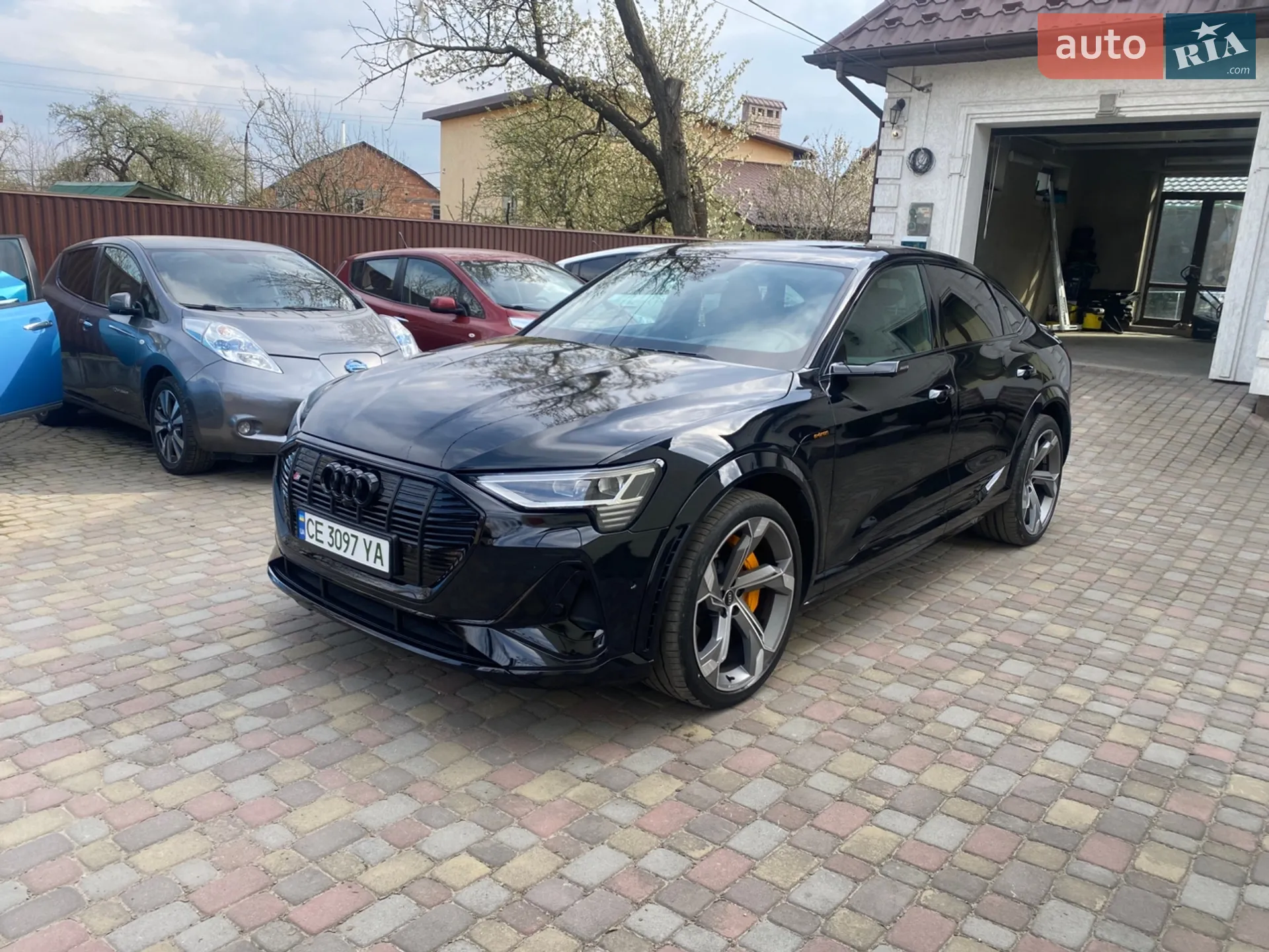 2022 Audi e-tron - фото 1