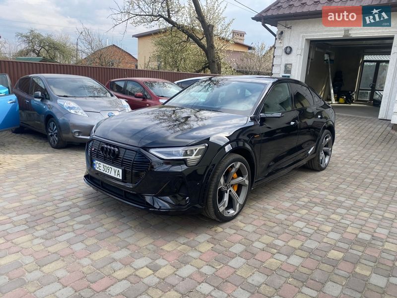Audi e-tron 2022