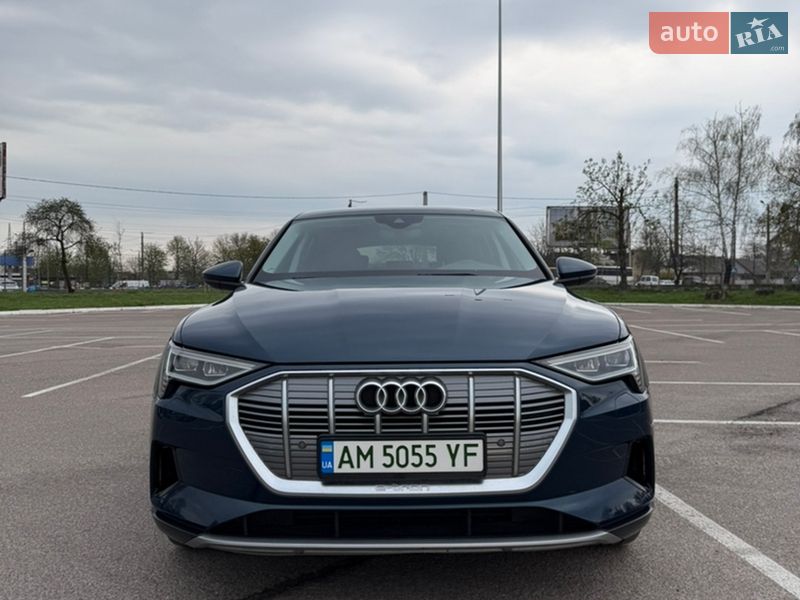 Внедорожник / Кроссовер Audi e-tron 2021 в Житомире