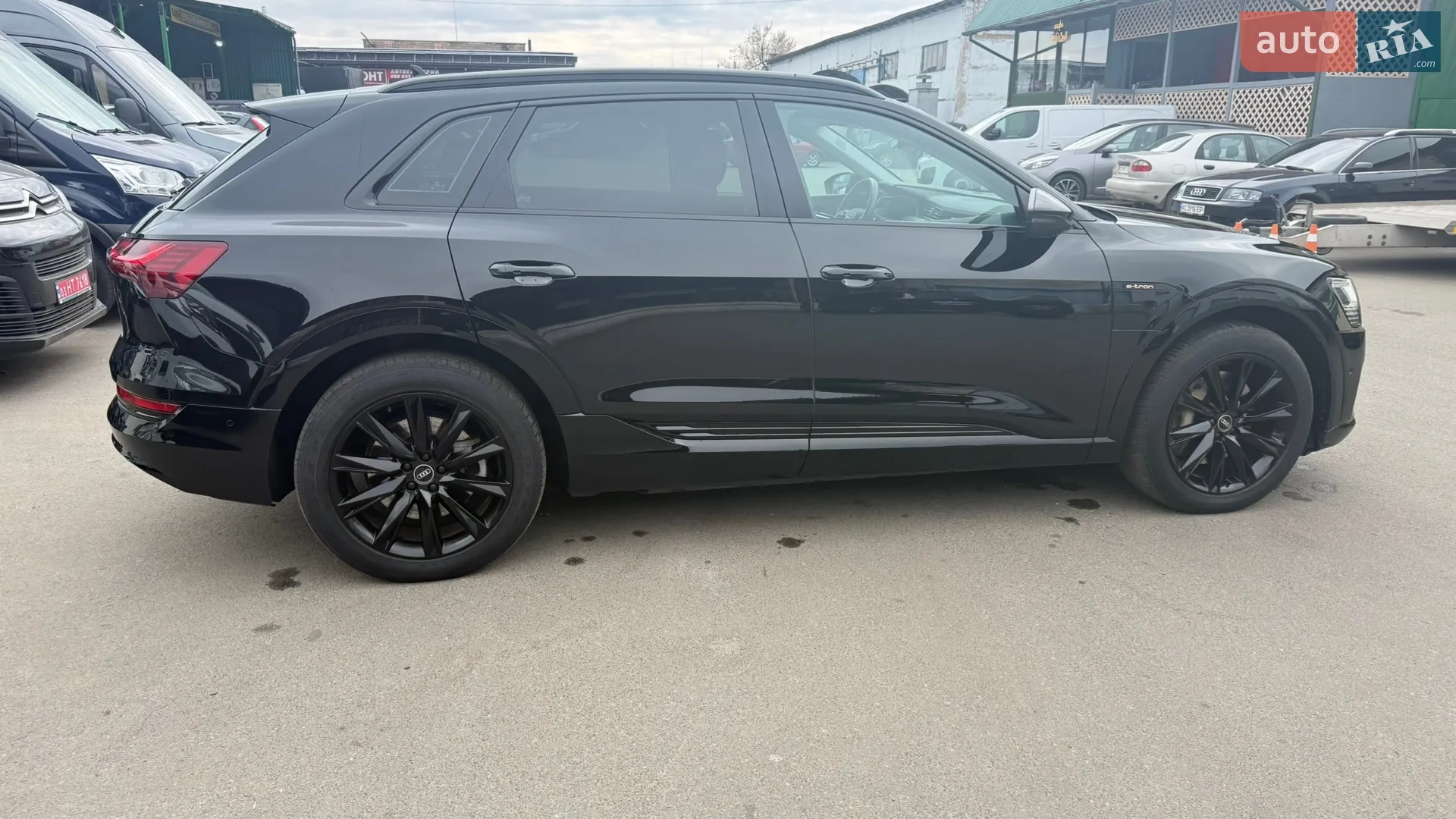 2022 Audi e-tron - мініатюра 16
