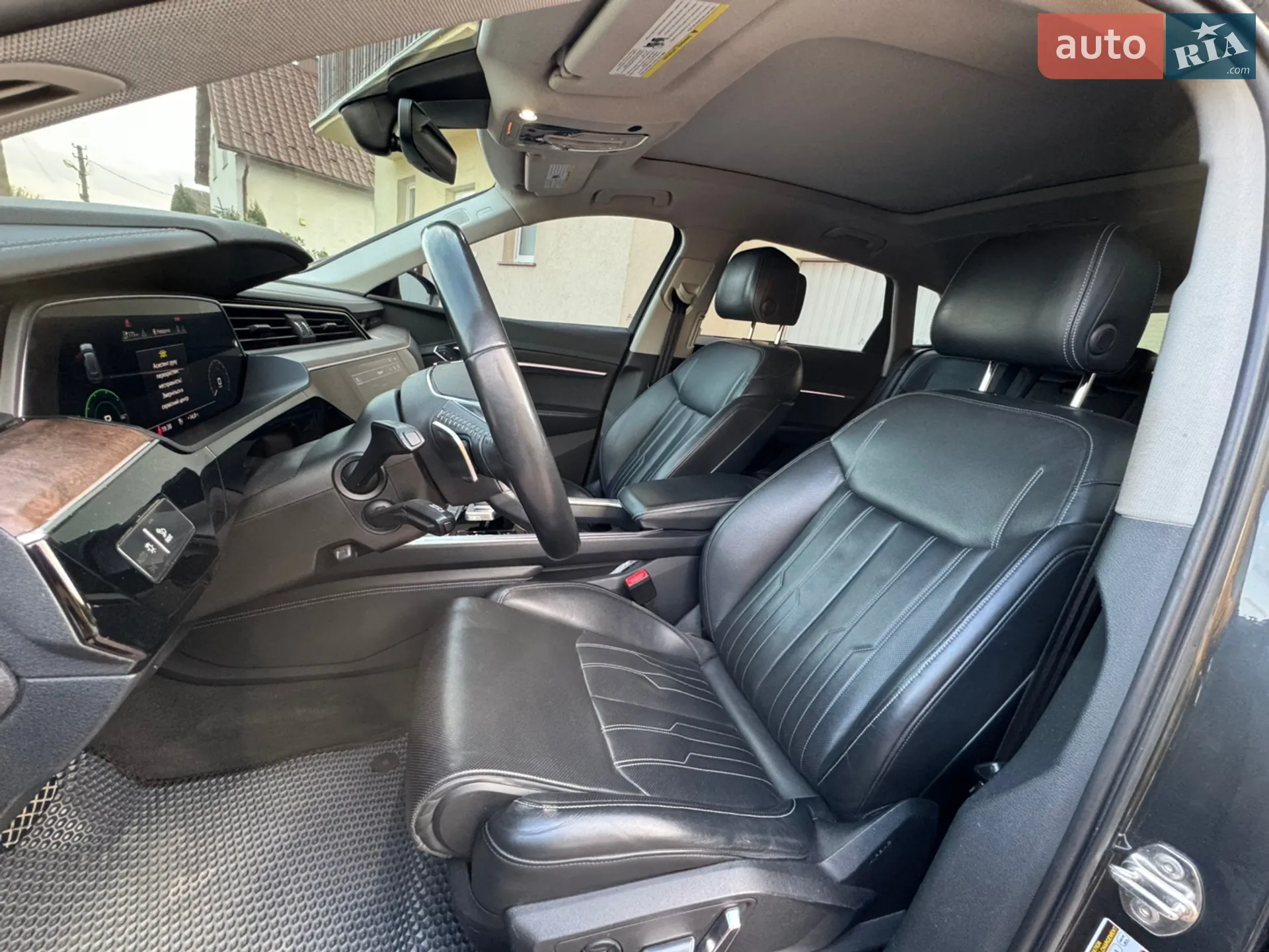 2019 Audi e-tron - мініатюра 25