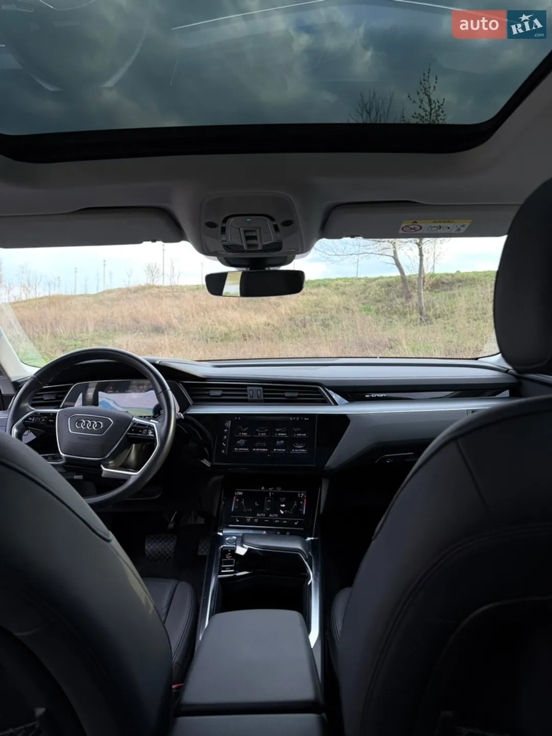 2019 Audi e-tron - мініатюра 26