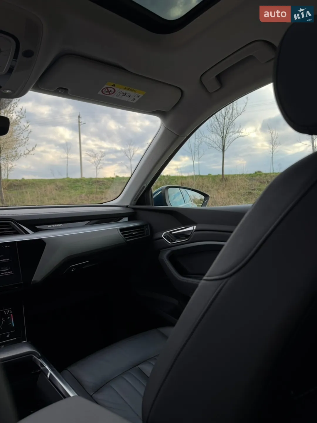 2019 Audi e-tron - мініатюра 31