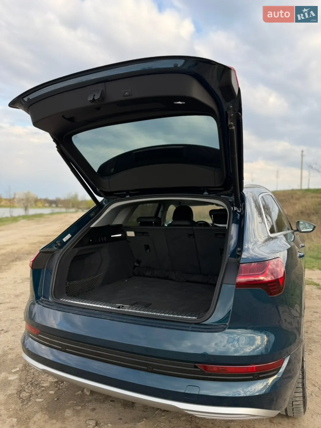 2019 Audi e-tron - мініатюра 35