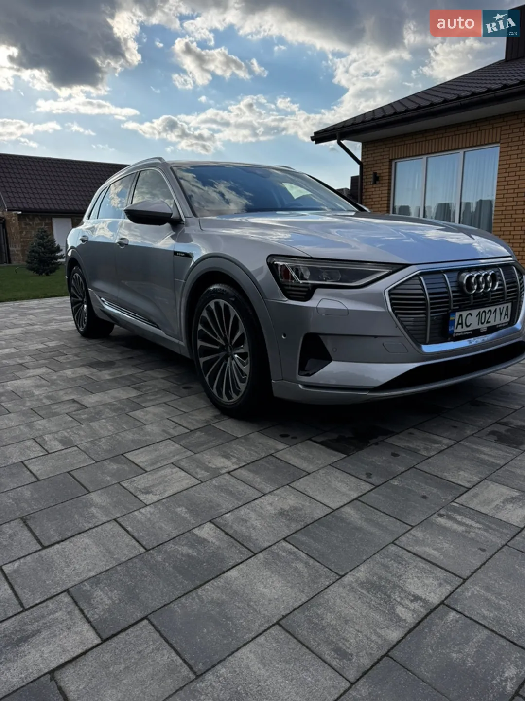 2019 Audi e-tron - мініатюра 7