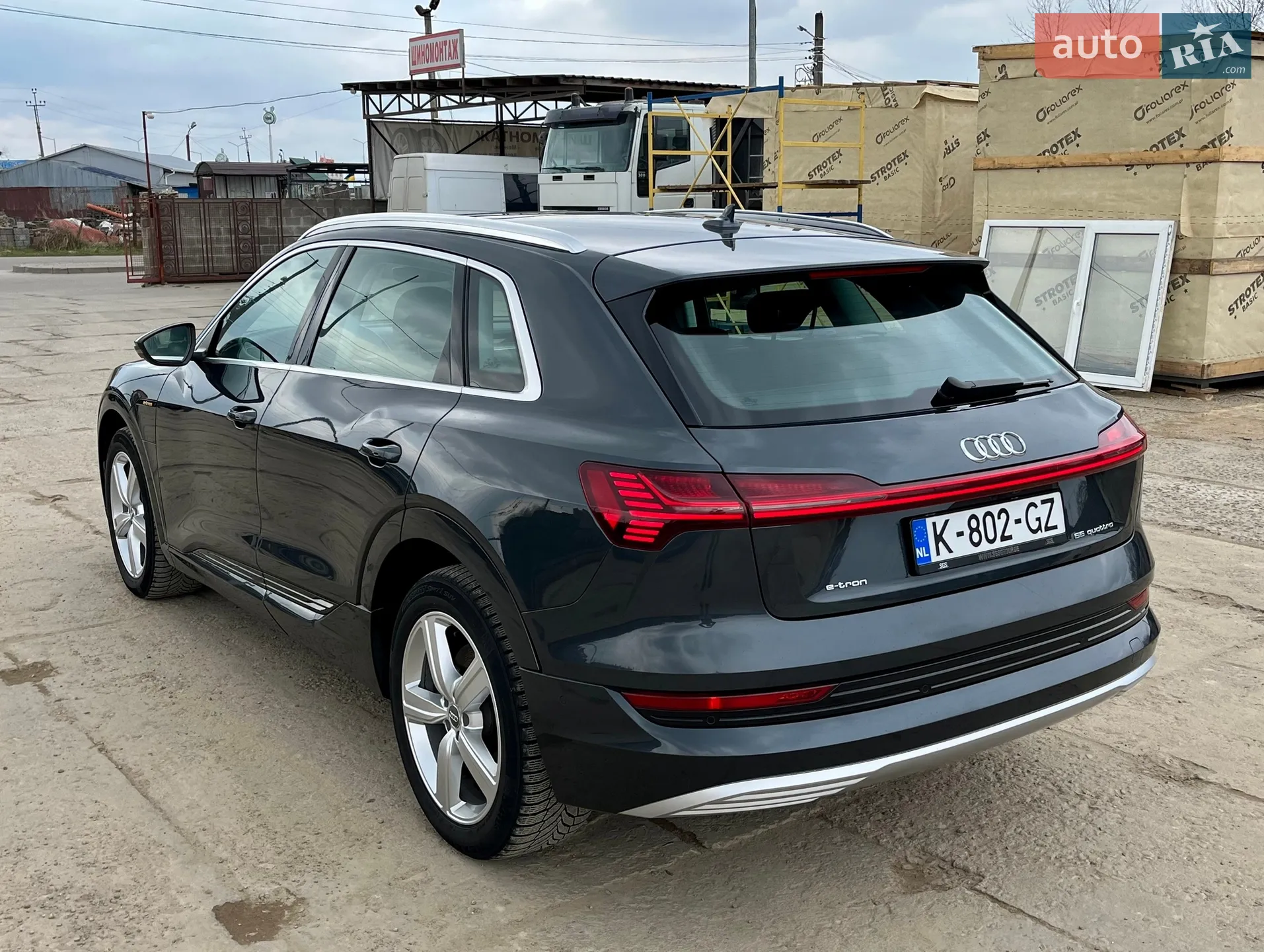 2020 Audi e-tron - мініатюра 14