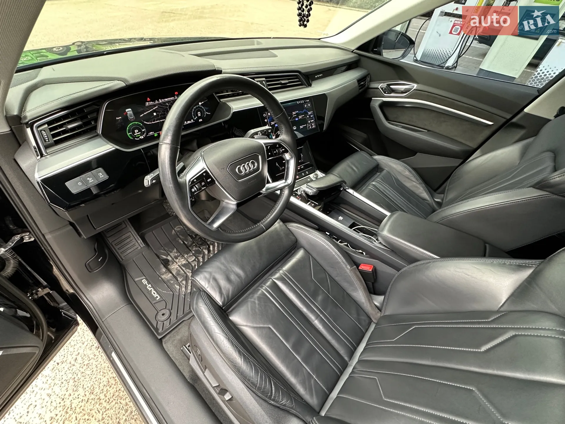 2019 Audi e-tron - мініатюра 28