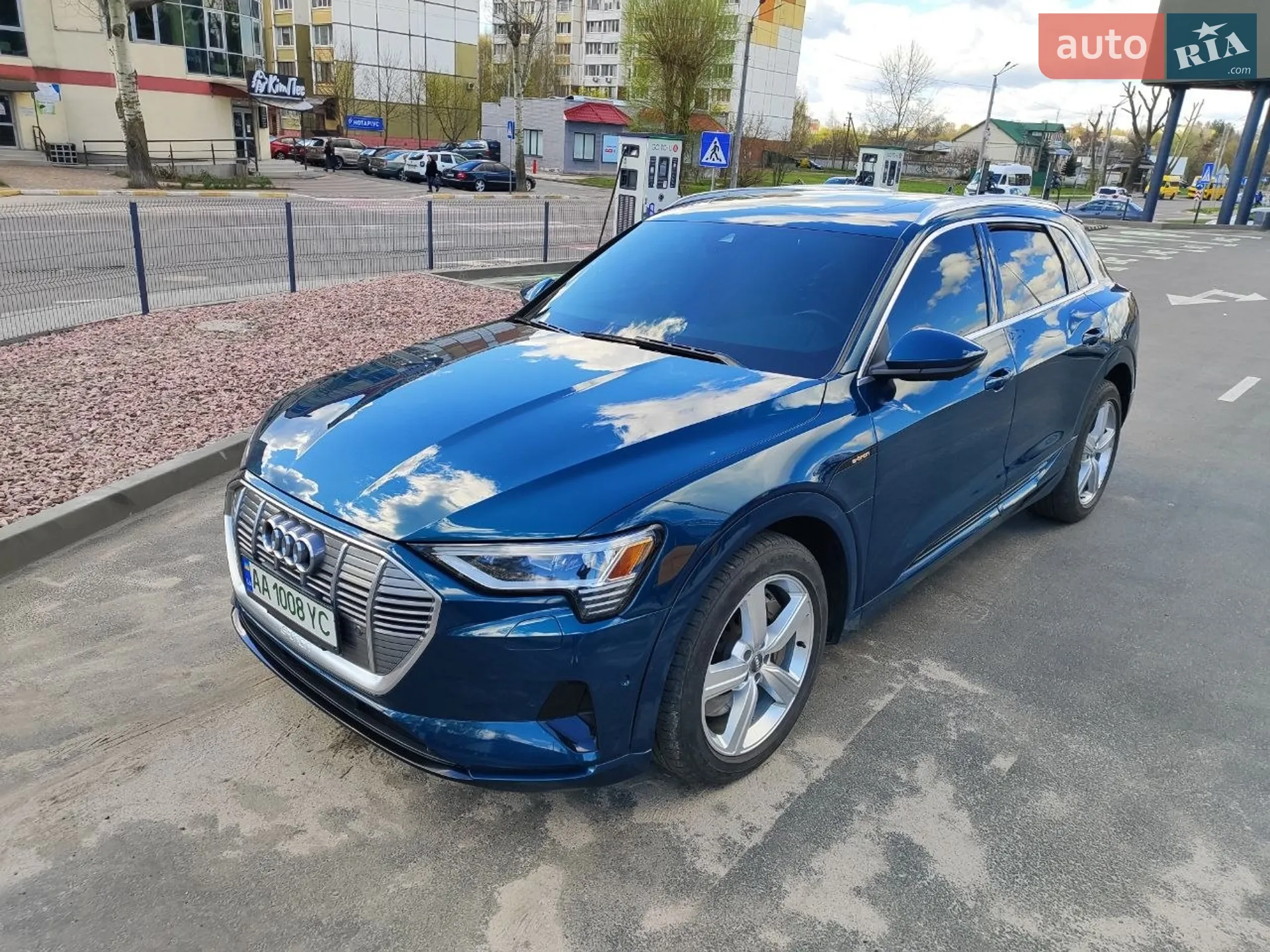 2019 Audi e-tron - мініатюра 11
