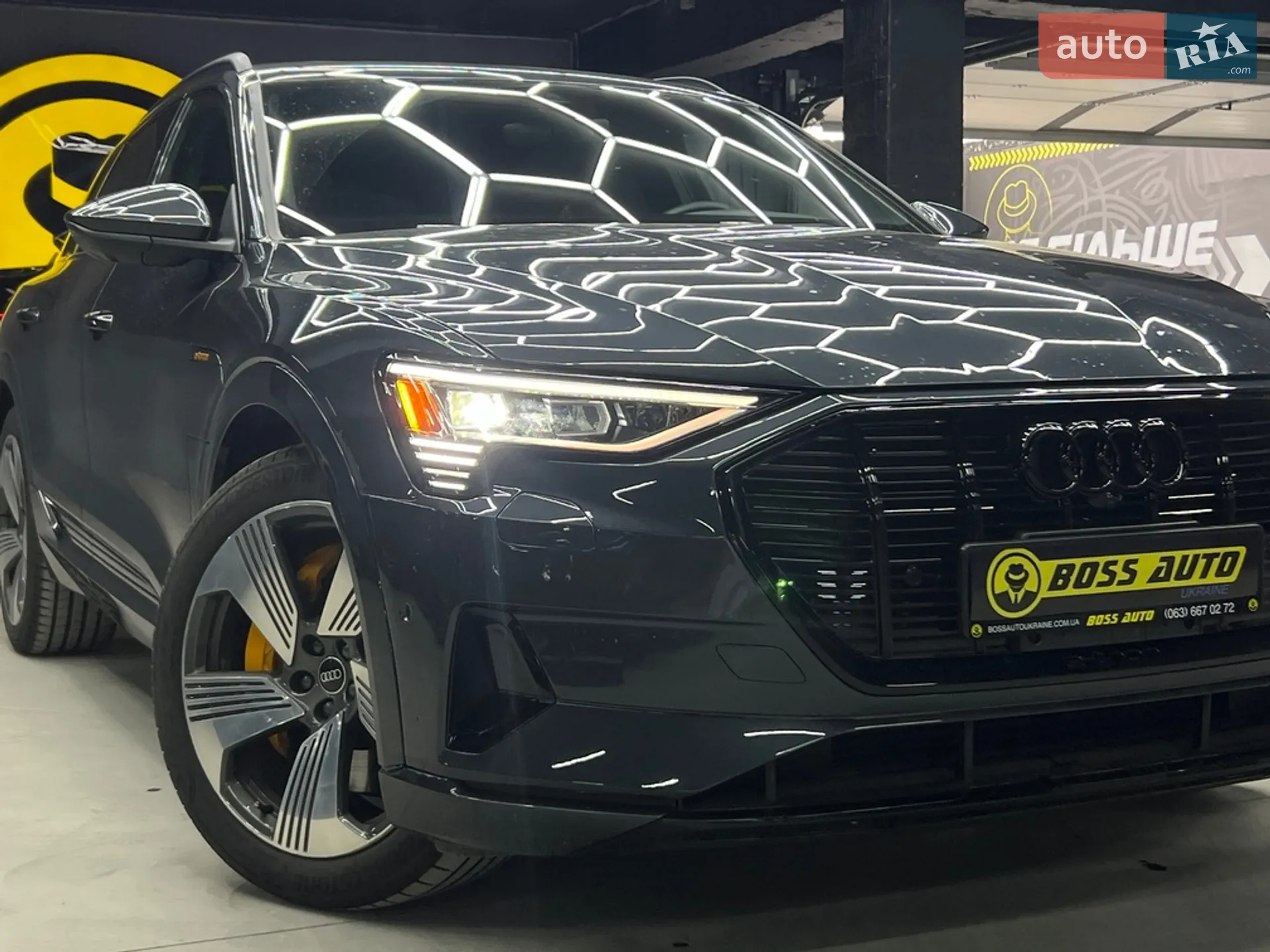 2022 Audi e-tron - мініатюра 2