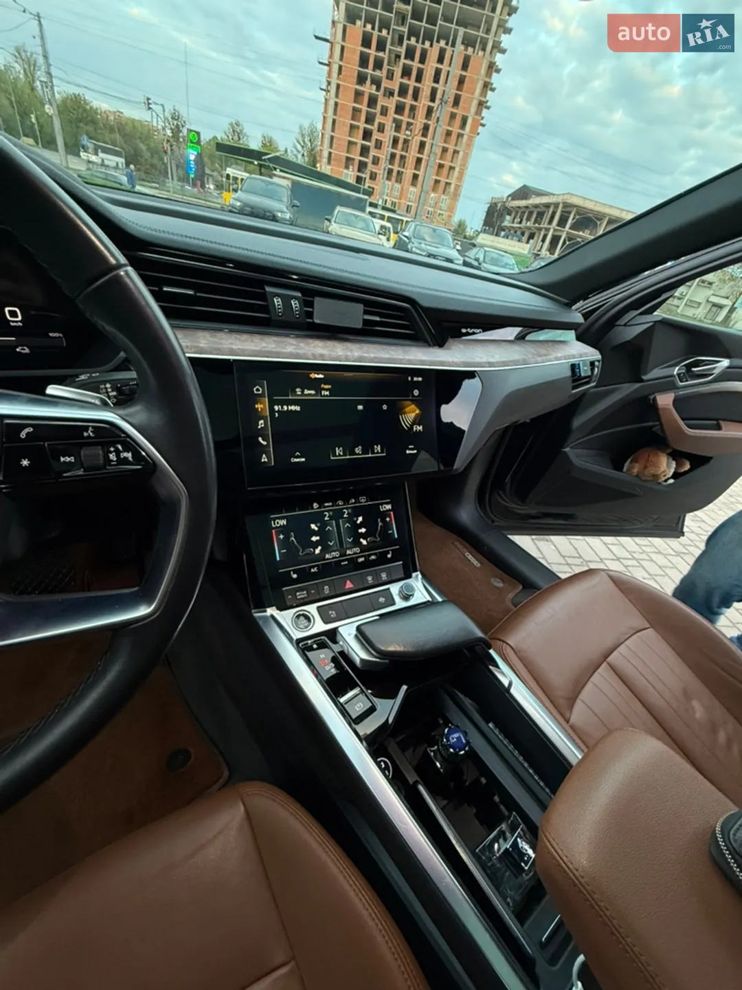 2022 Audi e-tron - мініатюра 5