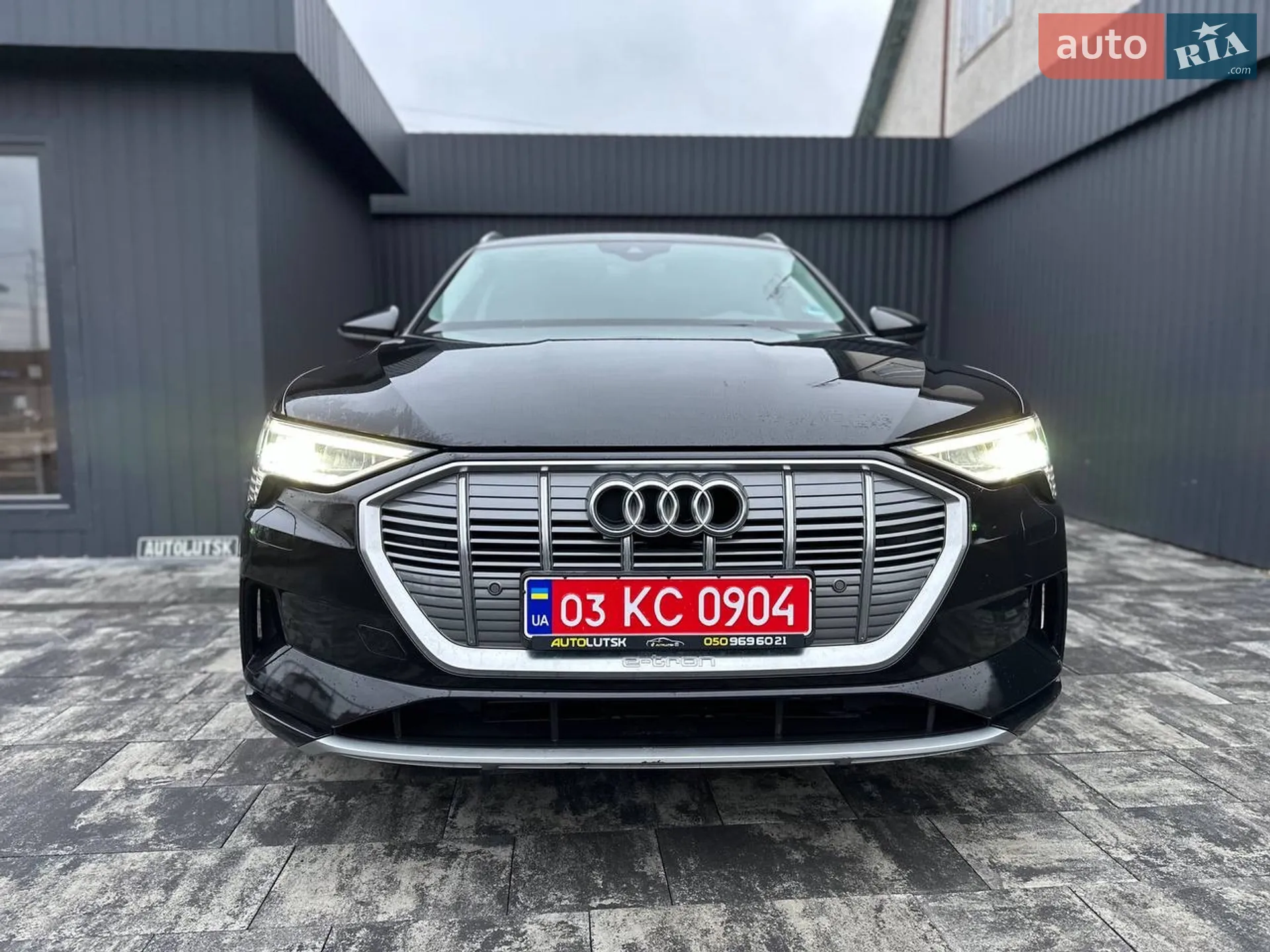 2020 Audi e-tron - мініатюра 24