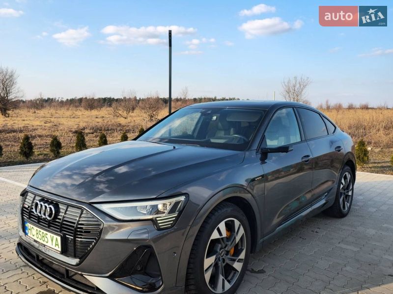 Внедорожник / Кроссовер Audi e-tron 2021 в Радехове
