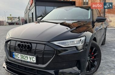 Позашляховик / Кросовер Audi e-tron 2019 в Володимирі