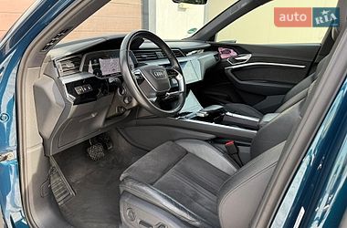 Внедорожник / Кроссовер Audi e-tron 2020 в Львове