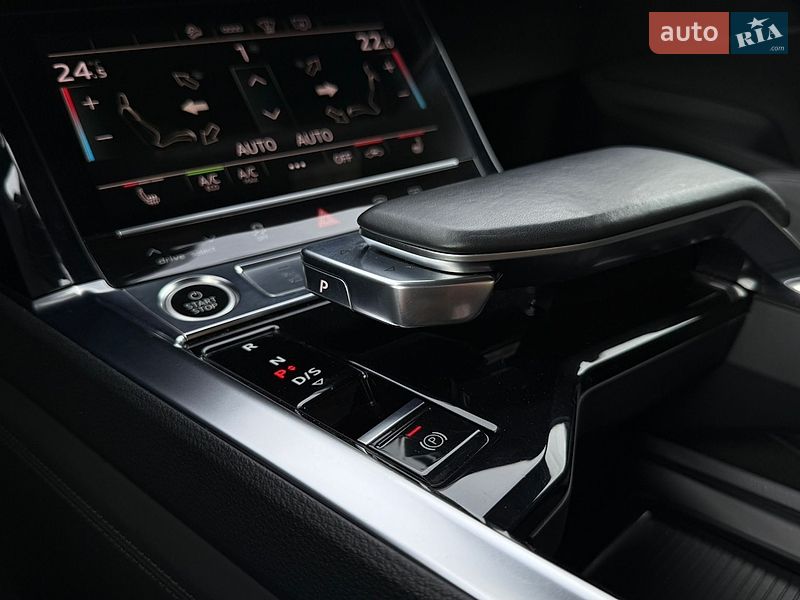 Внедорожник / Кроссовер Audi e-tron 2020 в Львове