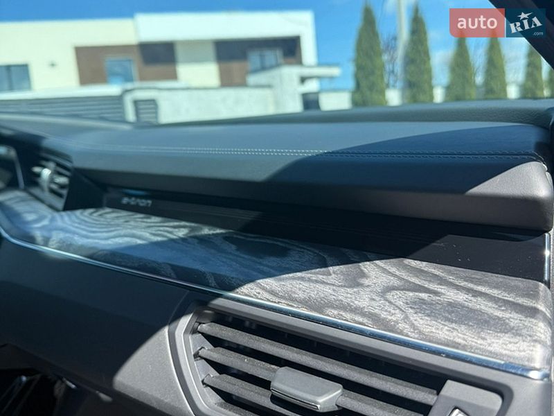 Внедорожник / Кроссовер Audi e-tron 2019 в Луцке