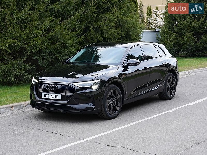 Внедорожник / Кроссовер Audi e-tron 2022 в Киеве