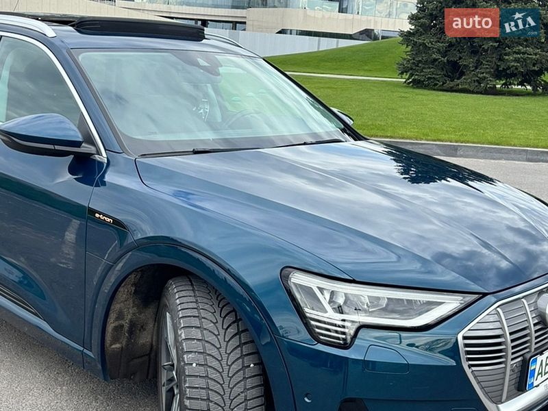 Внедорожник / Кроссовер Audi e-tron 2019 в Днепре