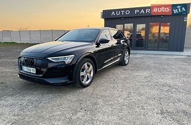 Внедорожник / Кроссовер Audi e-tron 2021 в Луцке