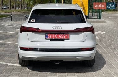 Внедорожник / Кроссовер Audi e-tron 2019 в Ровно