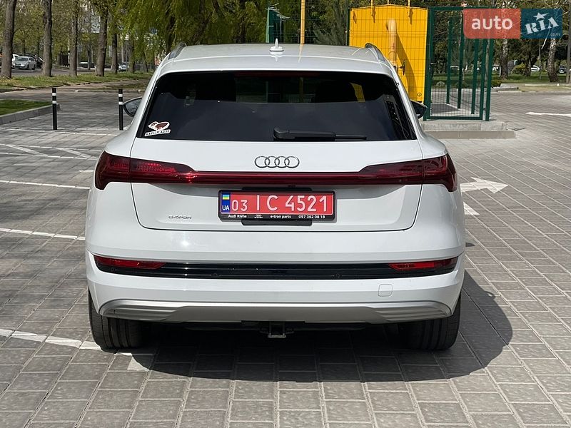 Внедорожник / Кроссовер Audi e-tron 2019 в Ровно