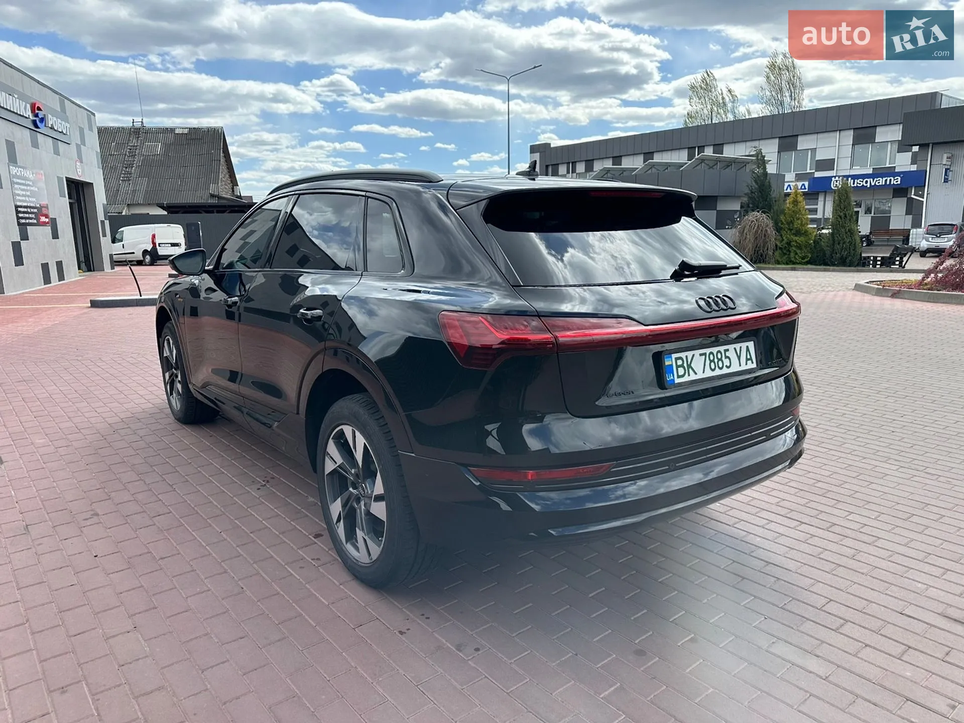 2022 Audi e-tron - мініатюра 5