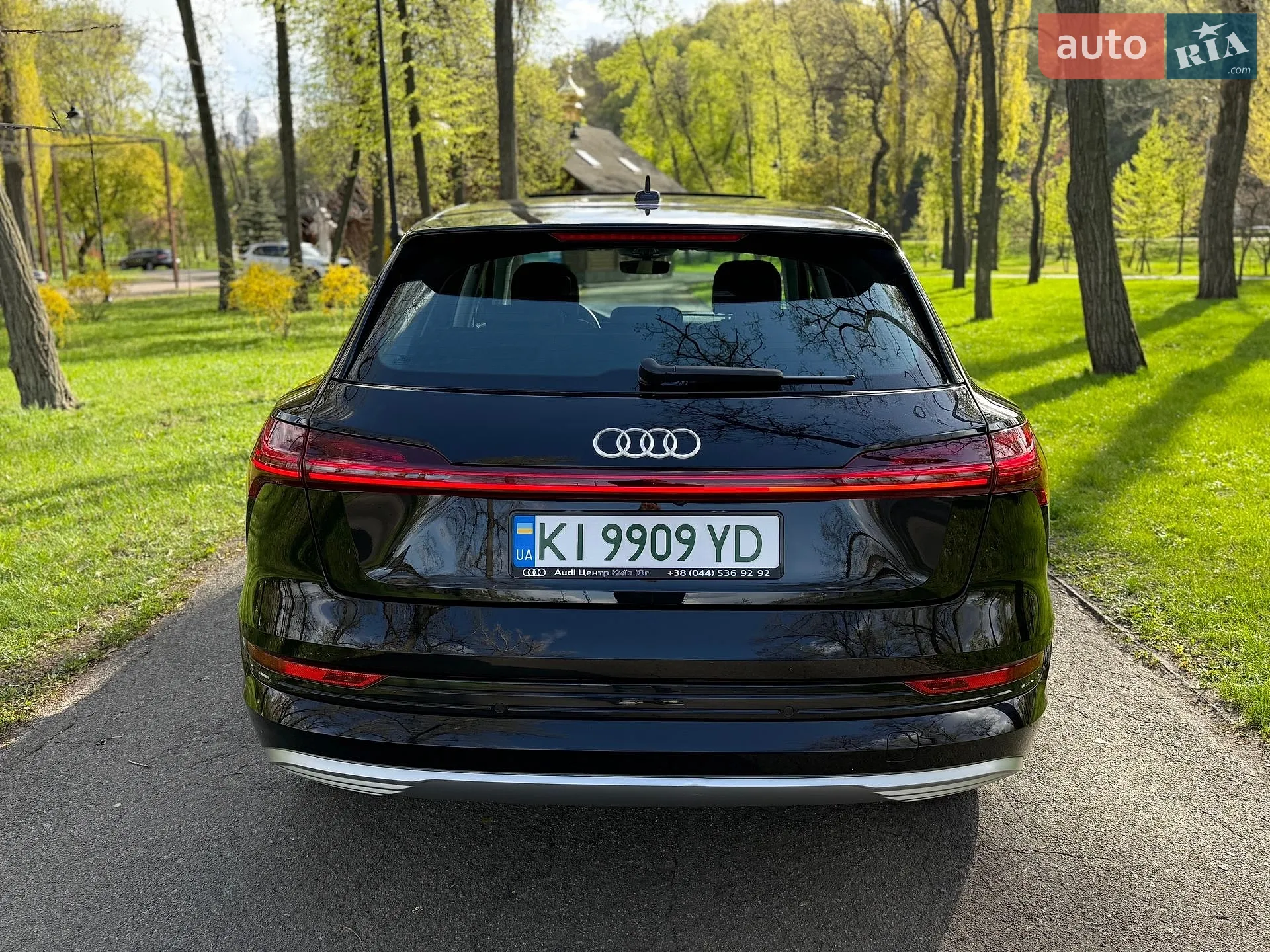 2021 Audi e-tron - мініатюра 13