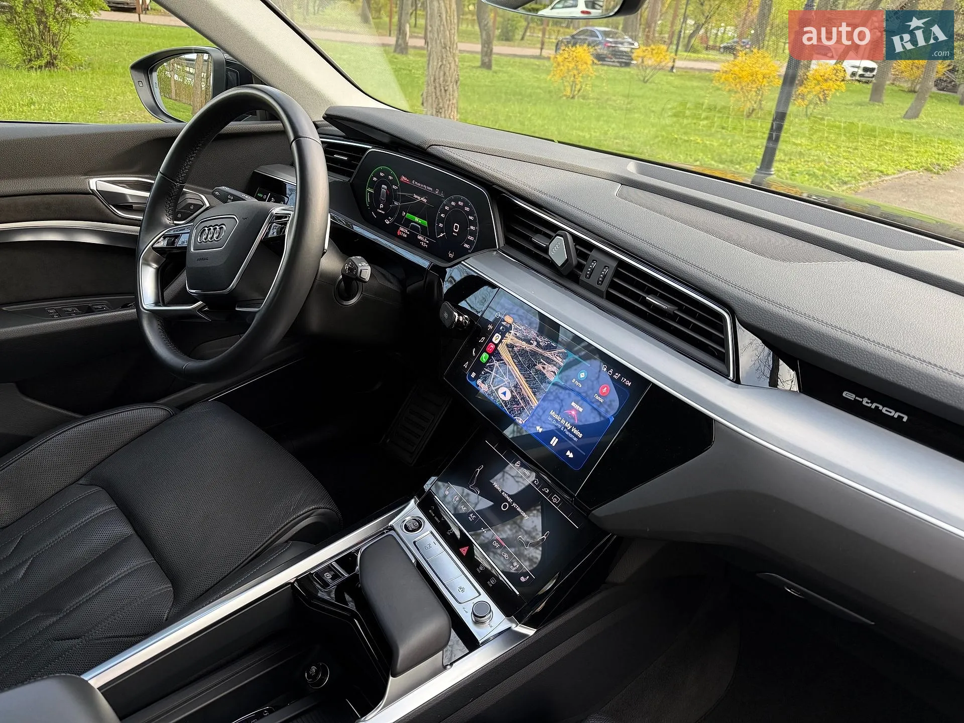 2021 Audi e-tron - мініатюра 27