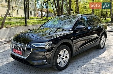 Позашляховик / Кросовер Audi e-tron 2019 в Тернополі