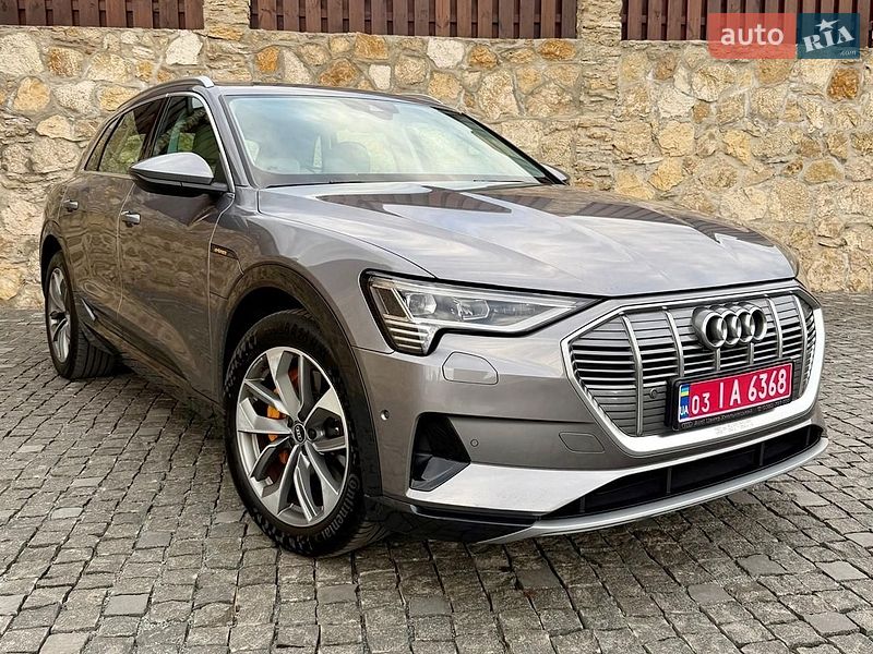 Audi e-tron 2021