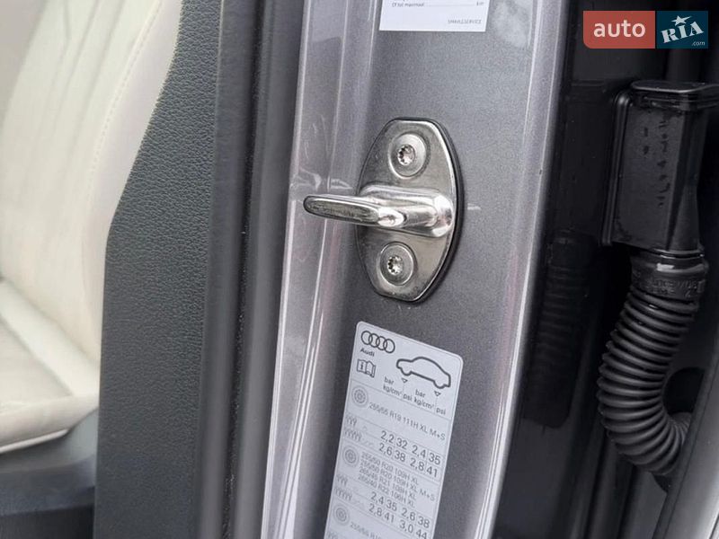 Внедорожник / Кроссовер Audi e-tron 2021 в Ровно