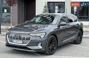 Позашляховик / Кросовер Audi e-tron 2019 в Городку