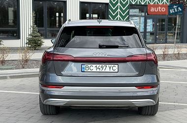 Внедорожник / Кроссовер Audi e-tron 2019 в Городке