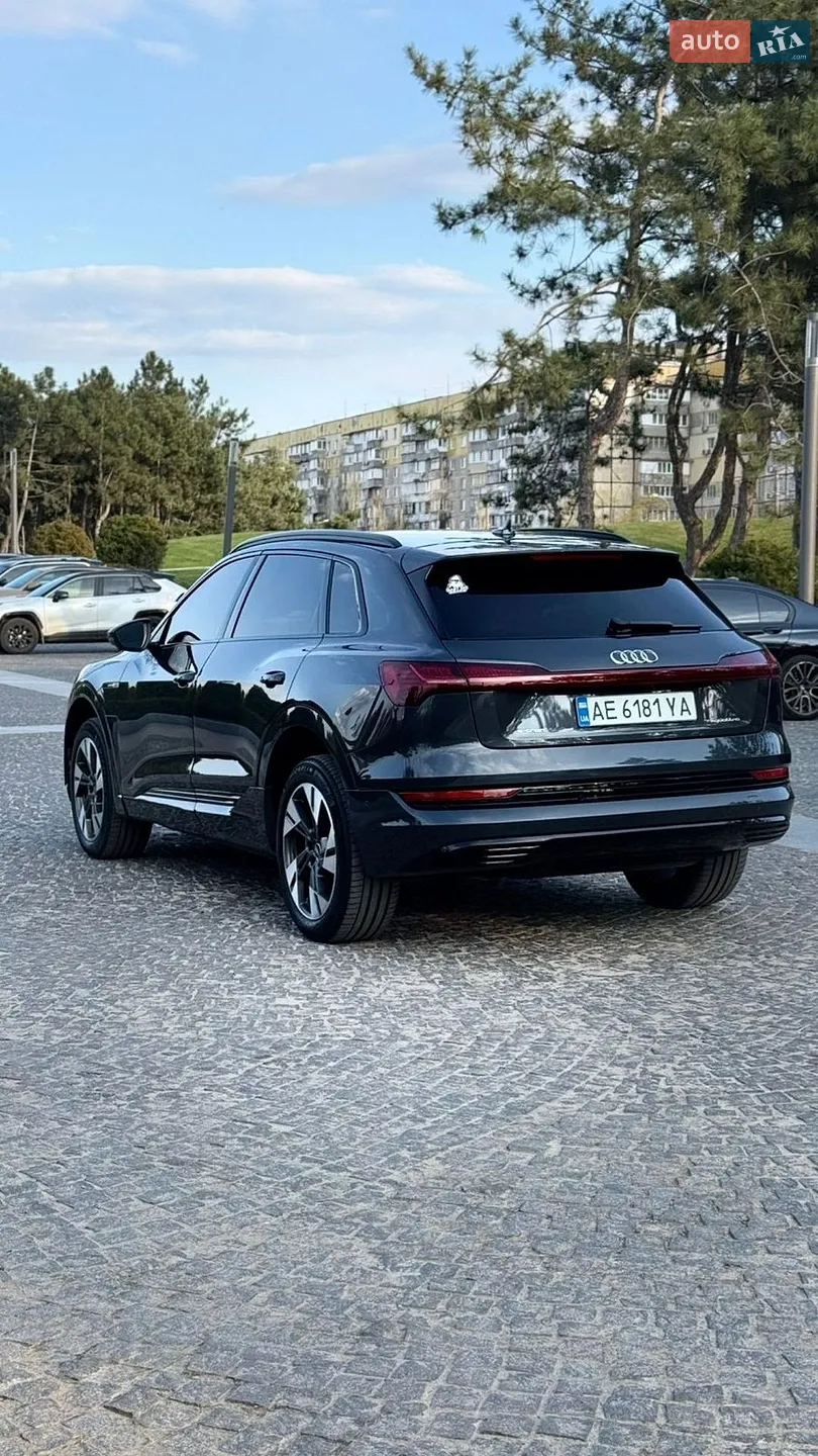 2022 Audi e-tron - мініатюра 19