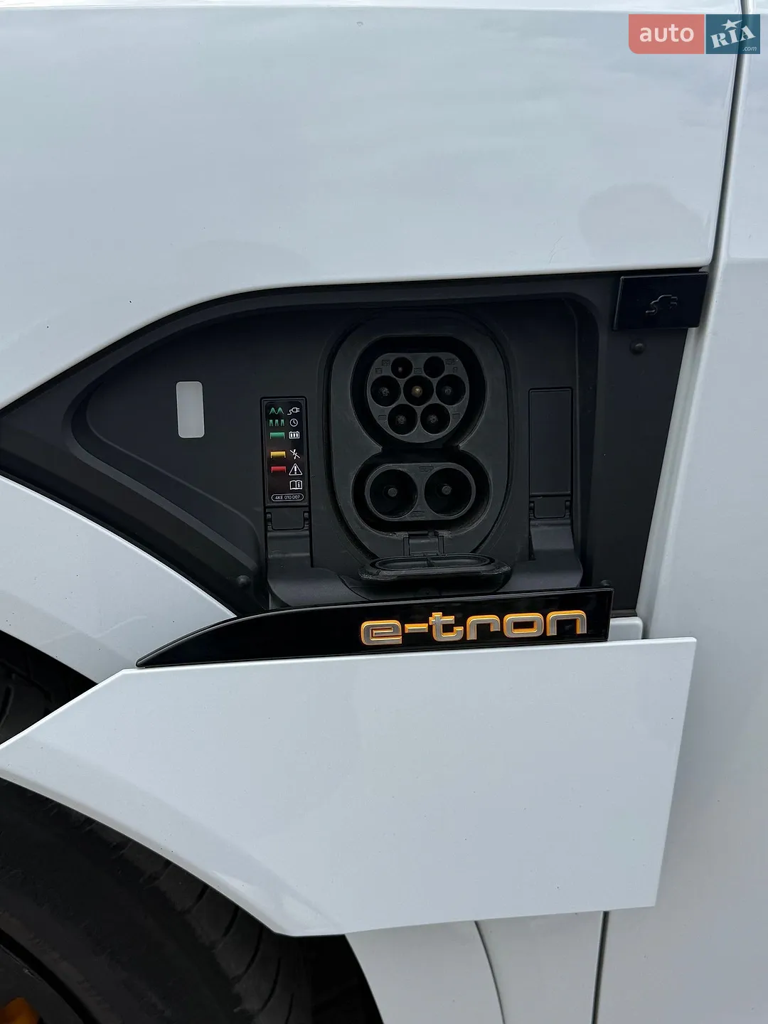 2019 Audi e-tron - мініатюра 33