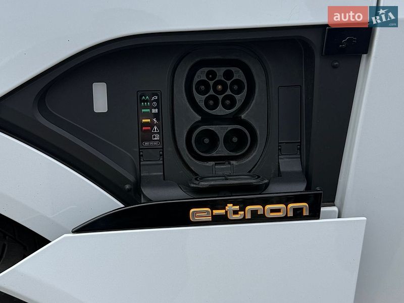 Позашляховик / Кросовер Audi e-tron 2019 в Львові